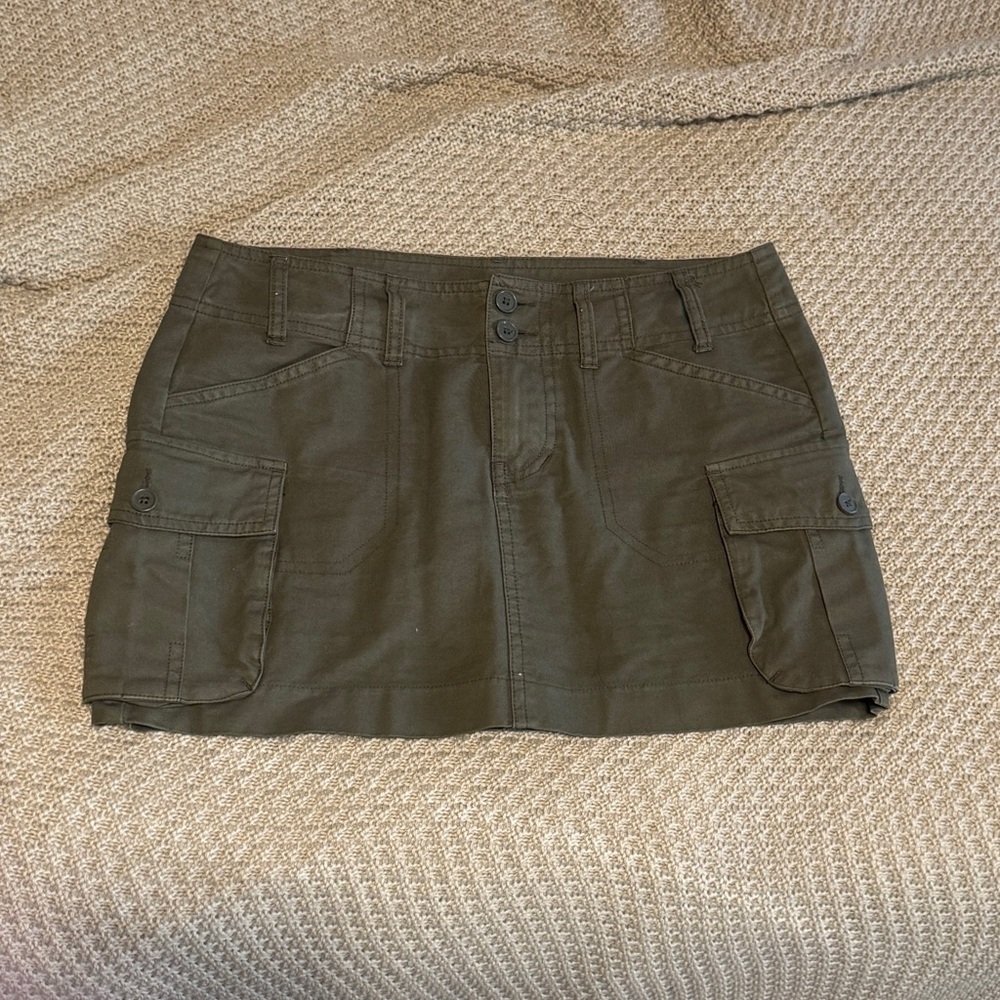 Brandy Melville Khaki Cargo Skirt